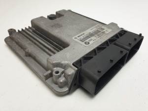 CENTRALITA MOTOR UCE 0281015233 MINI CLUBMAN (R55) Autodesguaces Alicante