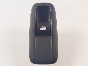 MANDO ELEVALUNAS TRASERO IZQUIERDO 96762292ZD CITROEN C4 PICASSO Autodesguaces Alicante