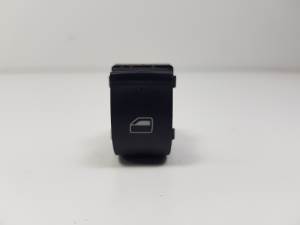 MANDO ELEVALUNAS DELANTERO DERECHO 8E0959855 AUDI A4 AVANT (8E) Autodesguaces Alicante