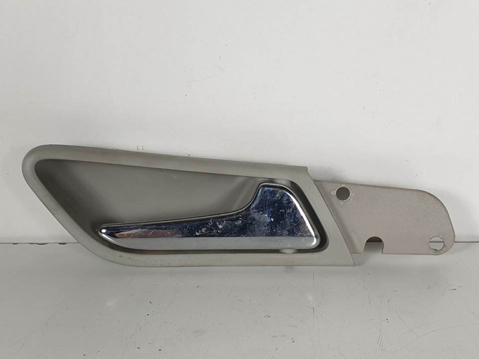 MANETA INTERIOR DELANTERA DERECHA - A1697601061 - MERCEDES - CLASE B (W245)