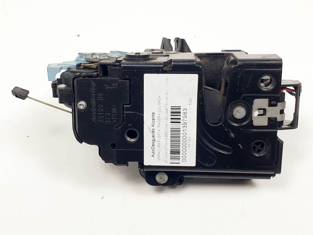 Serrure de porte arrière gauche - 7L0839015D - SKODA - OCTAVIA BERLINA (1Z3)
