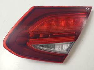 PILOTO TRASERO DERECHO INTERIOR A2059066800 MERCEDES CLASE C CABRIO (BM 205)(6.2016->) Autodesguaces Alicante