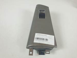 MANDO ELEVALUNAS DELANTERO DERECHO 8480102341B0 TOYOTA COROLLA (E12) Autodesguaces Alicante