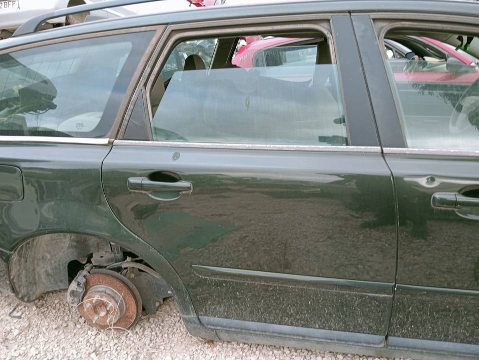 CERRADURA PUERTA TRASERA DERECHA
