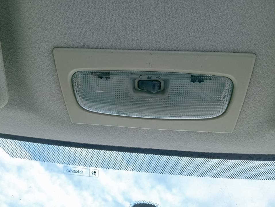 LUZ INTERIOR