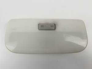 LUZ INTERIOR 264300007R RENAULT MEGANE III BERLINA 5P Autodesguaces Alicante
