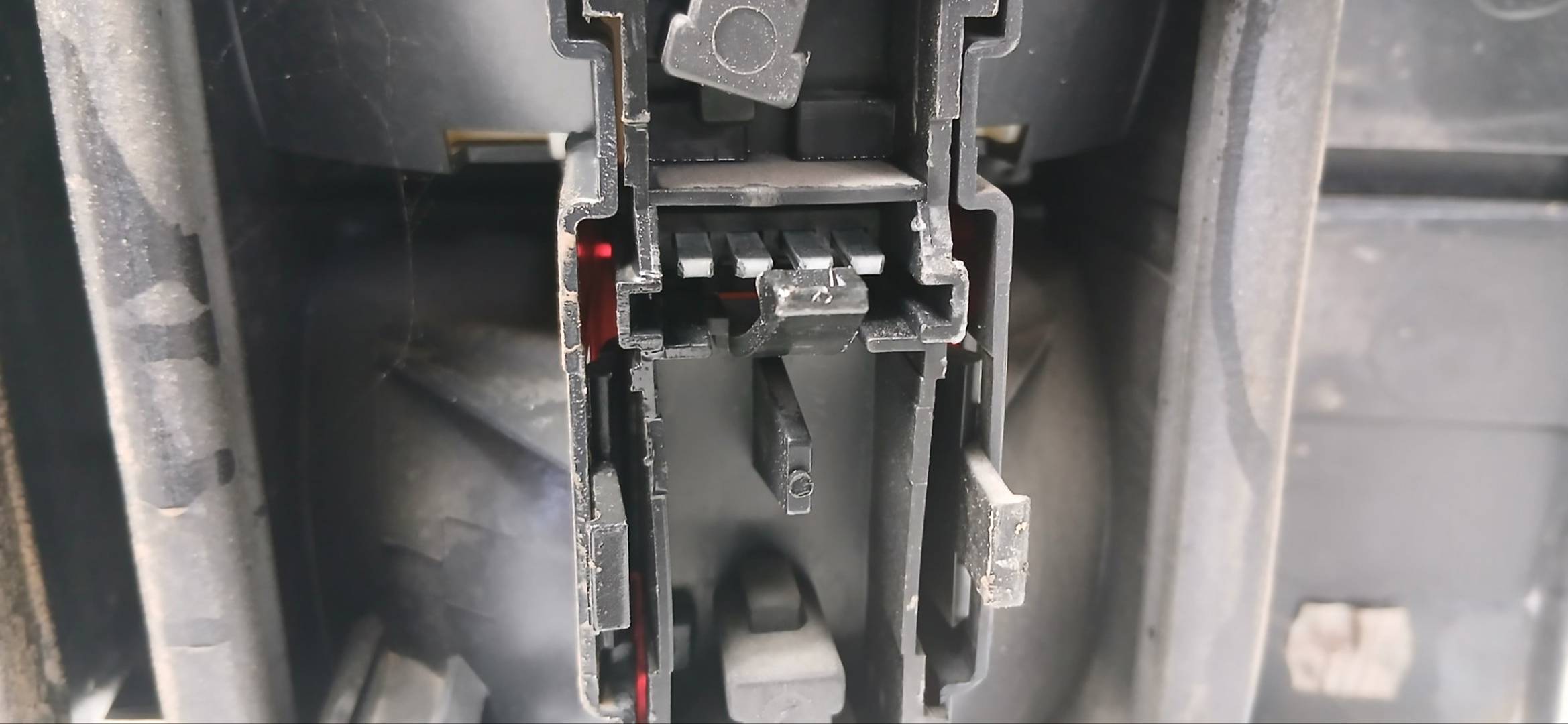 Foto 5 de Piloto Trasero Central Renault Laguna (b56) (1994–1998)