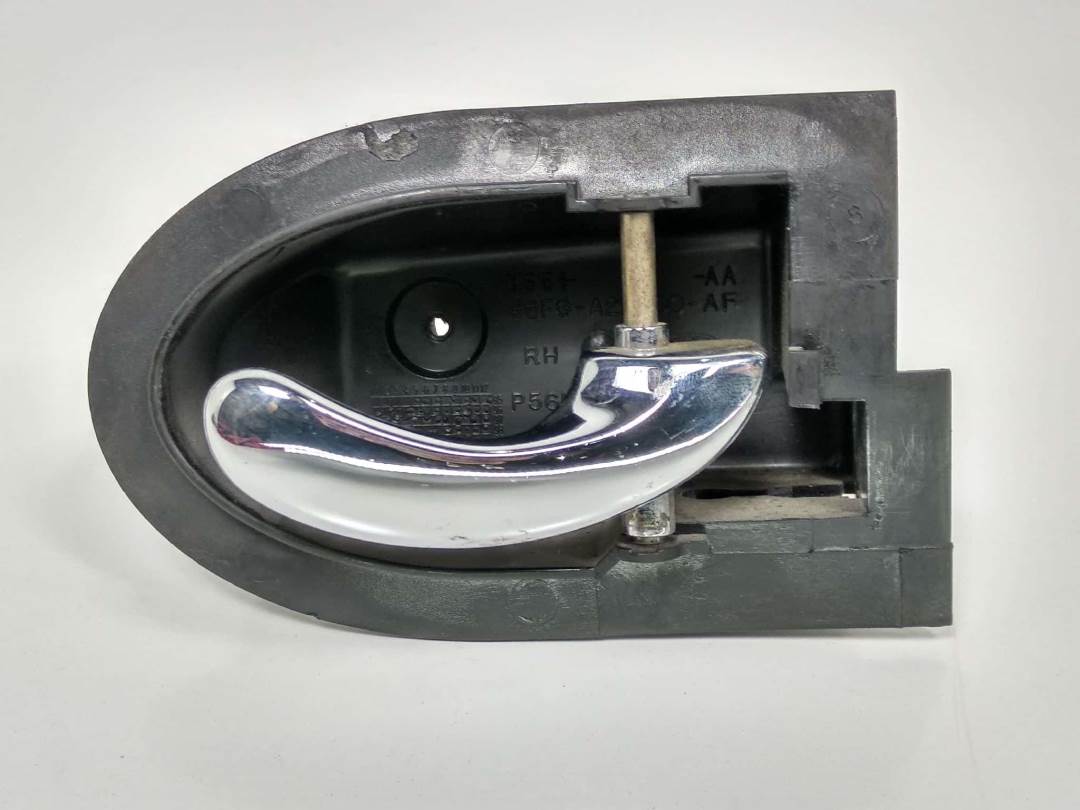 Türgriff innen vorne rechts - 96FGA22600AF - FORD - FIESTA BERLINA (DX)