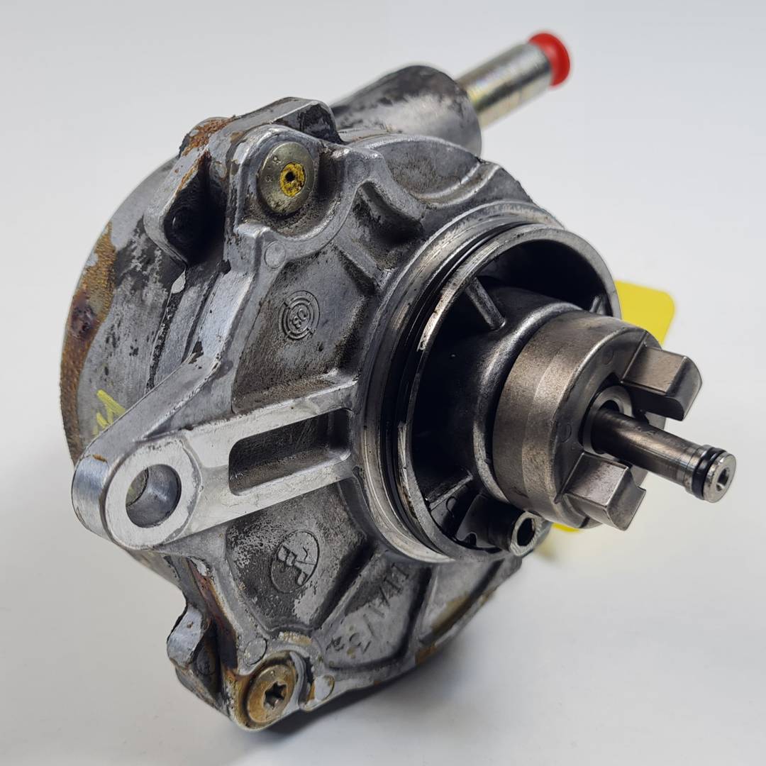 Pompe à vide de frein - A61123002 - MERCEDES - SPRINTER (W902)