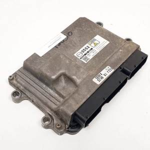 CENTRALITA MOTOR UCE MB2757004810 MAZDA CX-3 Autodesguaces Alicante