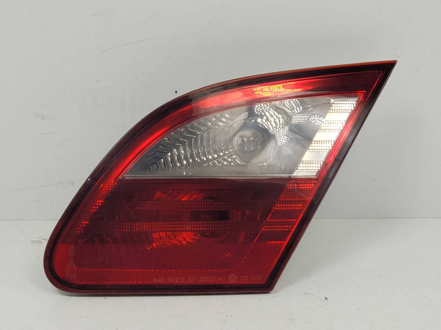 PILOTO TRASERO DERECHO INTERIOR - 043894924AE - CHRYSLER - SEBRING BERLINA