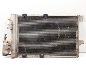 CONDENSADOR / RADIADOR AIRE ACONDICIONADO OPEL ZAFIRA A Autodesguaces Alicante