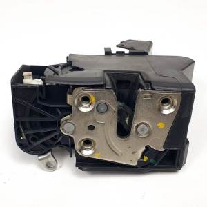 CERRADURA PUERTA DELANTERA DERECHA 805026897RC DACIA LOGAN MCV II Autodesguaces Alicante