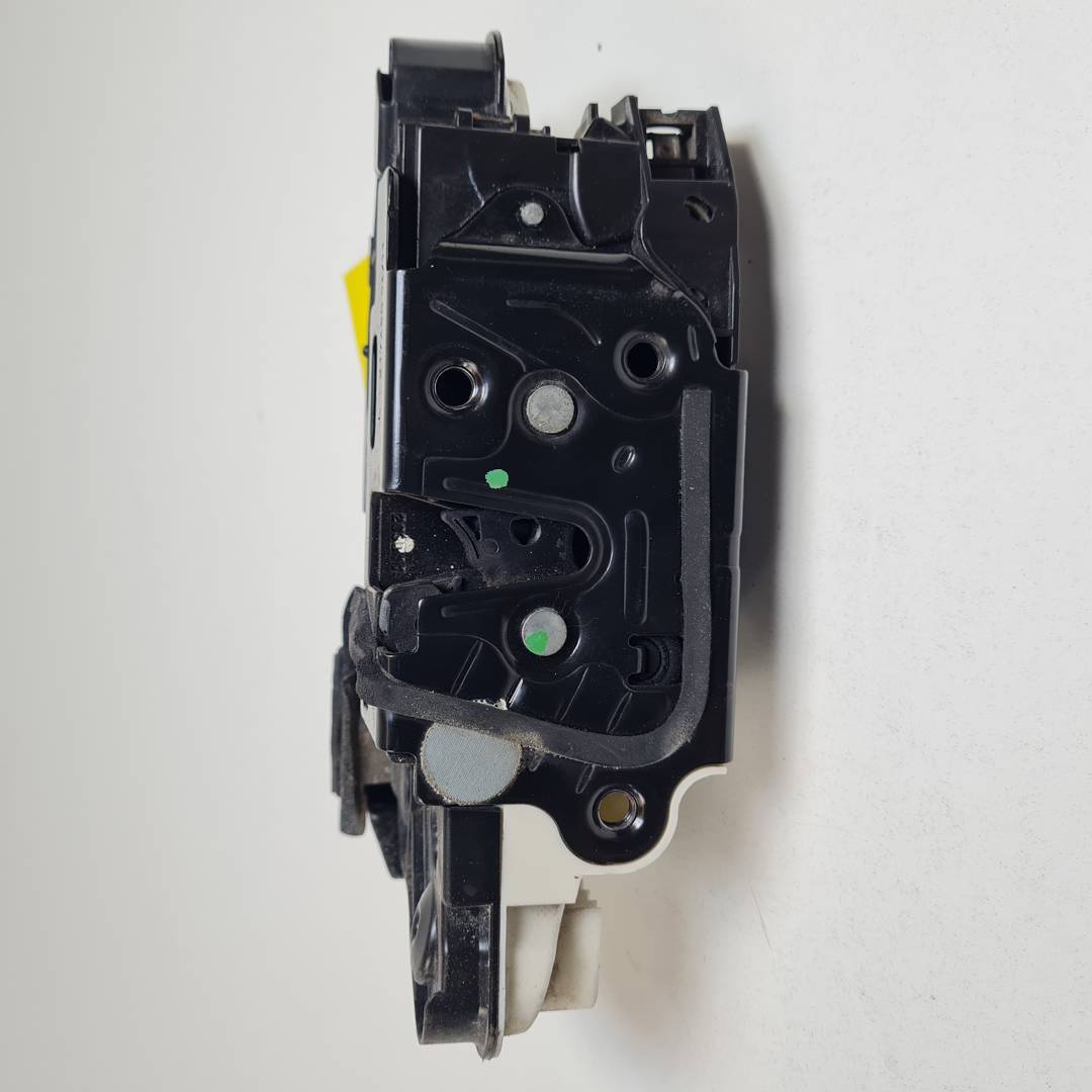 CERRADURA PUERTA DELANTERA IZQUIERDA - 5K1837015B - VOLKSWAGEN - POLO (6R1)