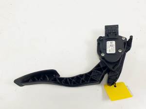 POTENCIOMETRO PEDAL 13252704 OPEL ASTRA J LIM. Autodesguaces Alicante