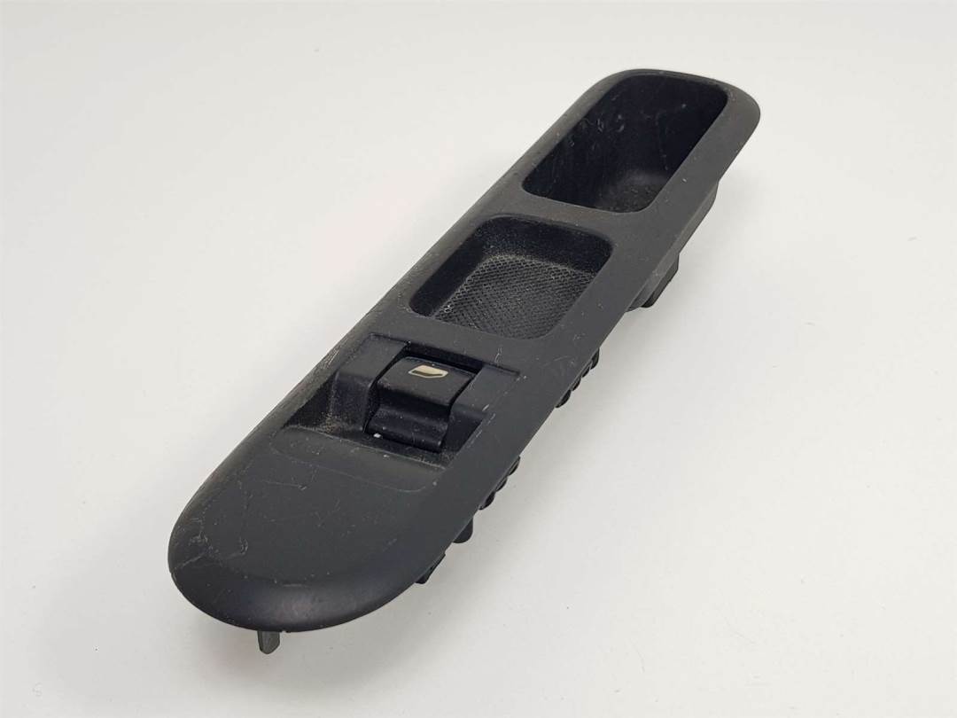 MANDO ELEVALUNAS DELANTERO DERECHO - 96650618ZD - PEUGEOT - 3008 (T84)