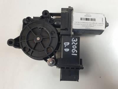 MOTOR ELEVALUNAS DELANTERO DERECHO 13689220 PEUGEOT BOXER CAJA CERRADA Autodesguaces Alicante