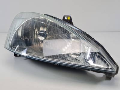 FARO DERECHO XS4113005 FORD FOCUS BERLINA (CAK) Autodesguaces Alicante