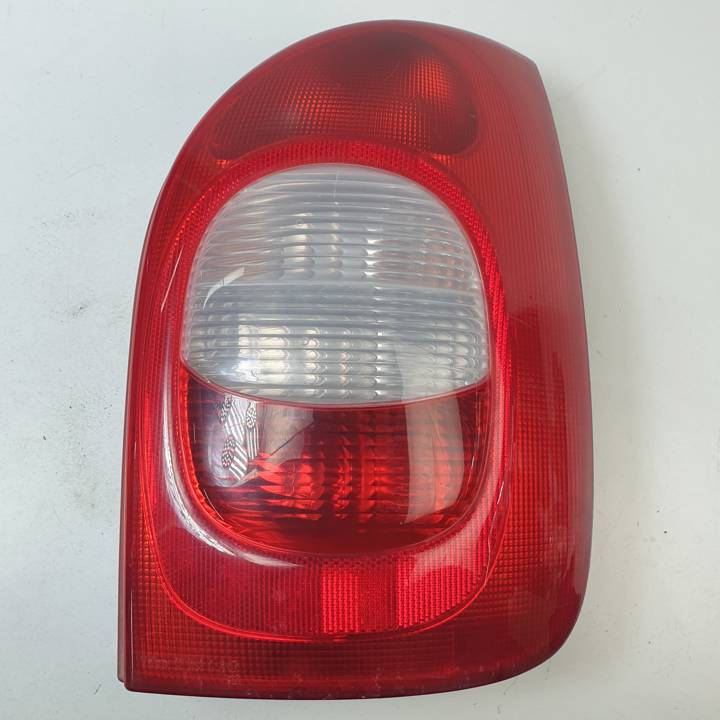 PILOTO TRASERO DERECHO 9631563980 CITROEN XSARA PICASSO Autodesguaces Alicante