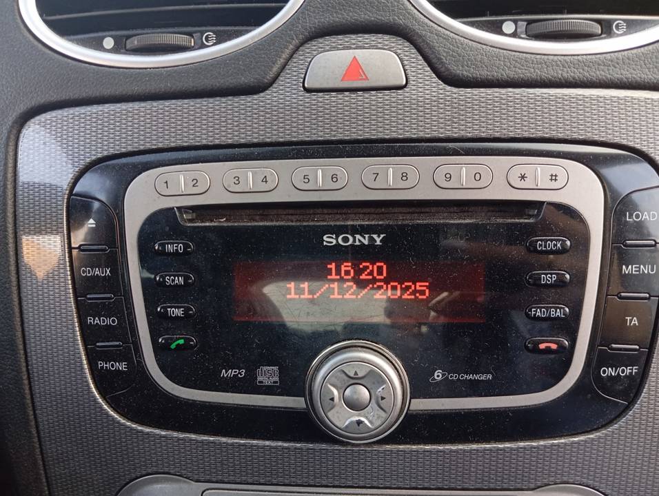SISTEMA AUDIO / RADIO CD