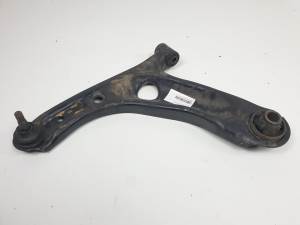 BRAZO SUSPENSION INFERIOR DELANTERO DERECHO TOYOTA AYGO (KGB/WNB) Autodesguaces Alicante