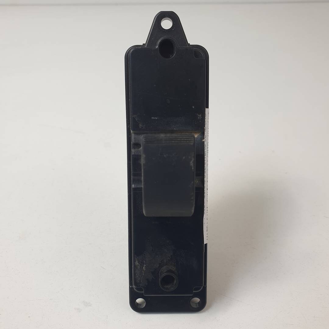 MANDO ELEVALUNAS DELANTERO DERECHO - GS1D66370 - MAZDA - 6 LIM. (GH)