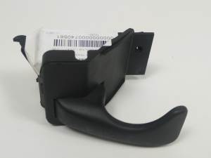 MANETA INTERIOR TRASERA DERECHA 89FBA22601AA FORD FIESTA BERLINA Autodesguaces Alicante