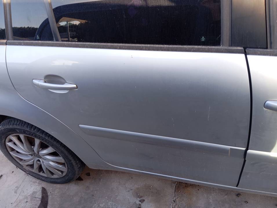 CERRADURA PUERTA TRASERA DERECHA
