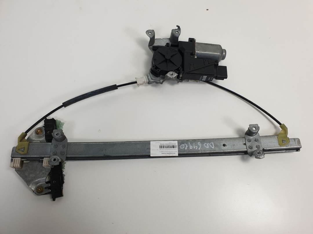 ELEVALUNAS DELANTERO DERECHO - NISSAN - PATHFINDER (R51)