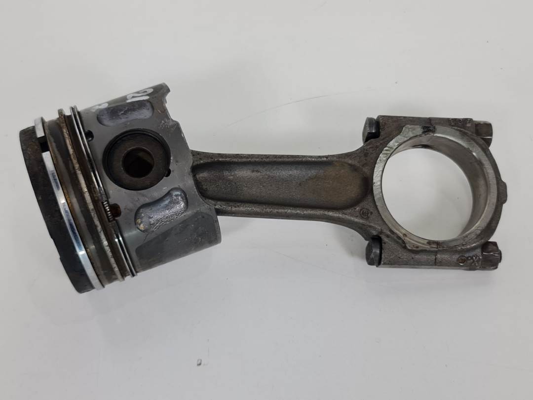 PISTON - PEUGEOT - 407