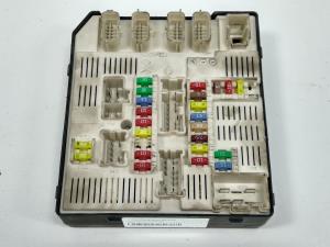 CAJA RELES / FUSIBLES 284B60168R RENAULT MEGANE III SPORT TOURER Autodesguaces Alicante