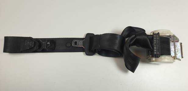 CINTURON SEGURIDAD TRASERO IZQUIERDO BM51611B68AD FORD FOCUS LIM. (CB8) Autodesguaces Alicante