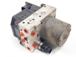 ABS 4S712C405AA FORD MONDEO BERLINA (GE) Autodesguaces Alicante