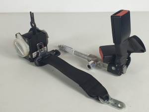 CINTURON SEGURIDAD TRASERO DERECHO 6975365 BMW SERIE 3 BERLINA (E90) Autodesguaces Alicante