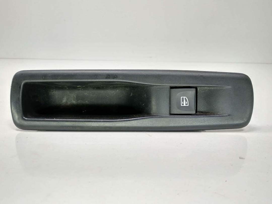 Commande de lève-vitre arrière gauche - 829500004R - RENAULT - MEGANE III BERLINA 5P