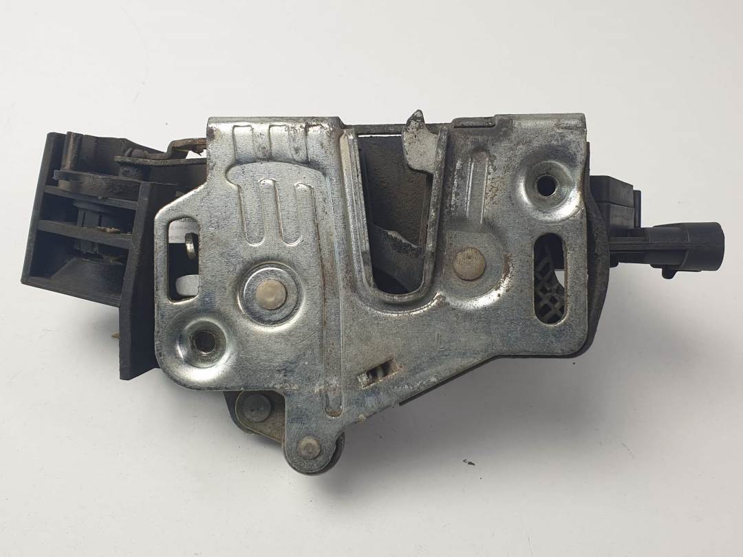 CERRADURA PUERTA TRASERA IZQUIERDA - A1637300935 - MERCEDES - CLASE M (W163)