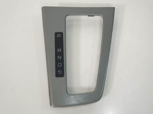 GUARNECIDOS PALANCA CAMBIO BM51A044H83BBW FORD FOCUS LIM. Autodesguaces Alicante