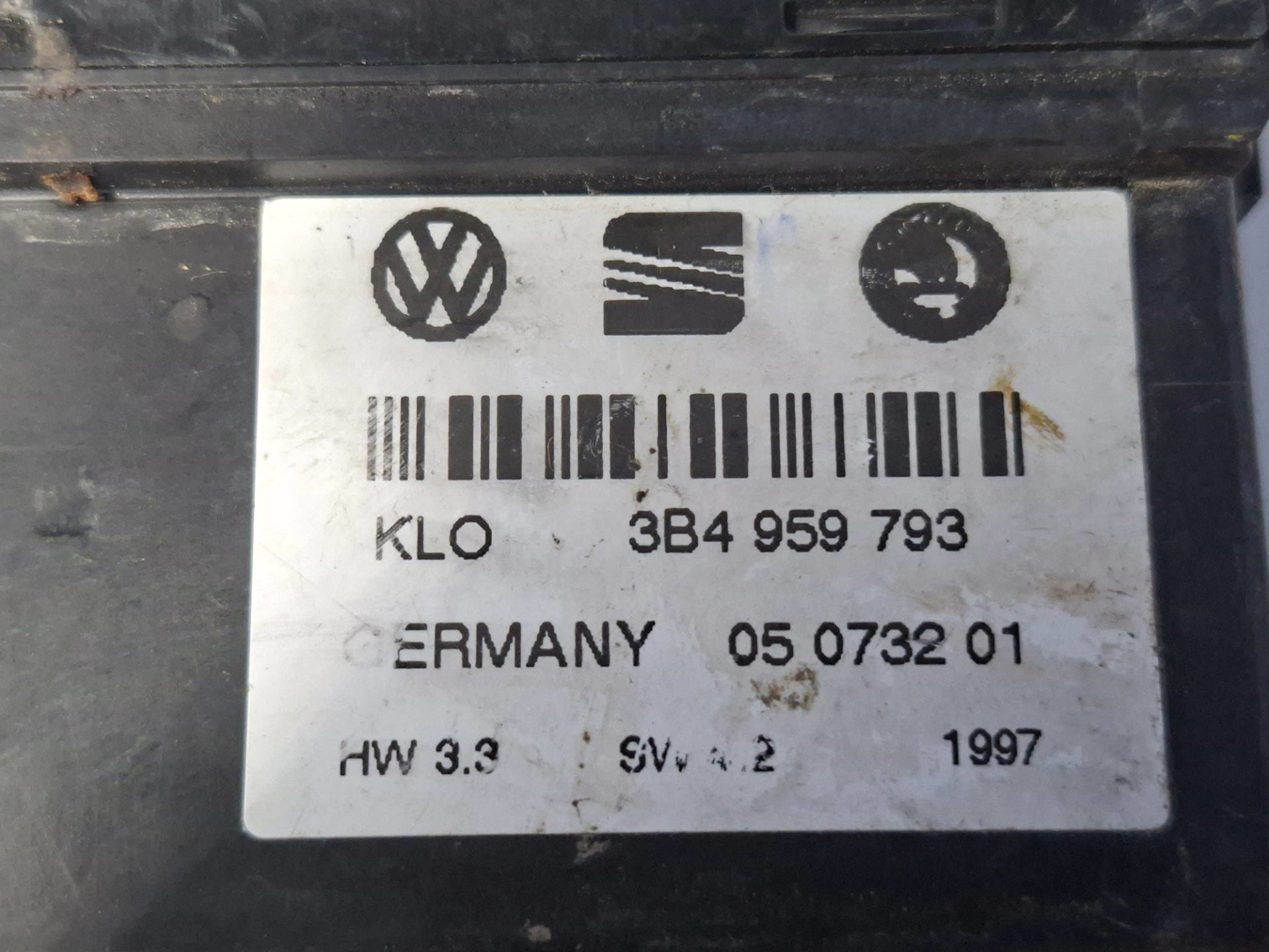 Foto 3 de Mando Elevalunas Delantero Izquierdo Volkswagen Passat Variant (3b5) (1997–2000)