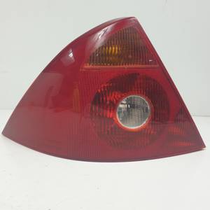 PILOTO TRASERO DERECHO 1S7113405A FORD MONDEO BERLINA (GE) Autodesguaces Alicante