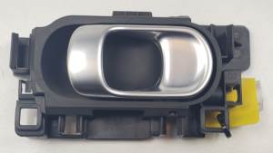 MANETA INTERIOR TRASERA DERECHA 98012885VV CITROEN C4 CACTUS Autodesguaces Alicante