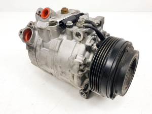 COMPRESOR AIRE ACONDICIONADO 64528379924 BMW SERIE 5 BERLINA (E39) Autodesguaces Alicante