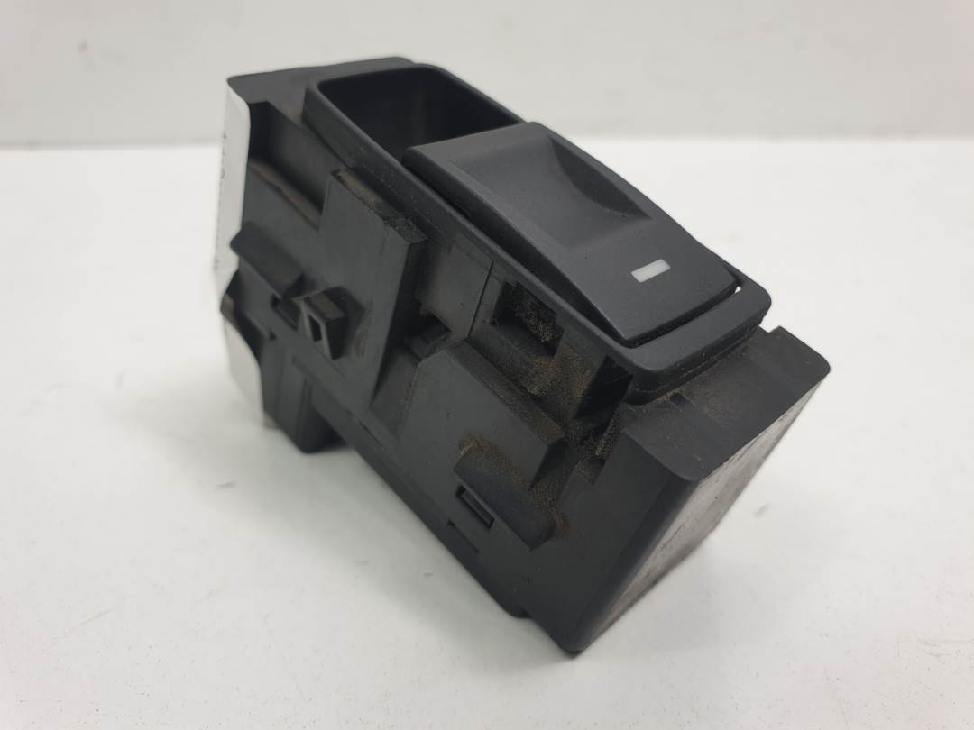 MANDO ELEVALUNAS TRASERO DERECHO - P04602743AA - CHRYSLER - 300 C TOURING