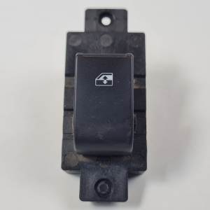 MANDO ELEVALUNAS DELANTERO DERECHO 202005438 OPEL ANTARA Autodesguaces Alicante