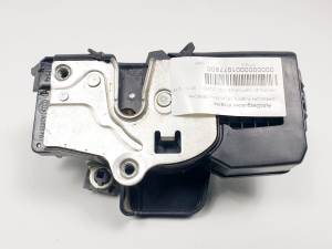 CERRADURA PUERTA DELANTERA DERECHA A081876 CHEVROLET CAPTIVA Autodesguaces Alicante