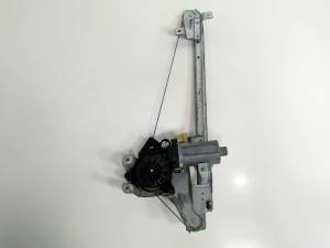ELEVALUNAS TRASERO IZQUIERDO 51848558 SAAB 9-5 FAMILIAR Autodesguaces Alicante
