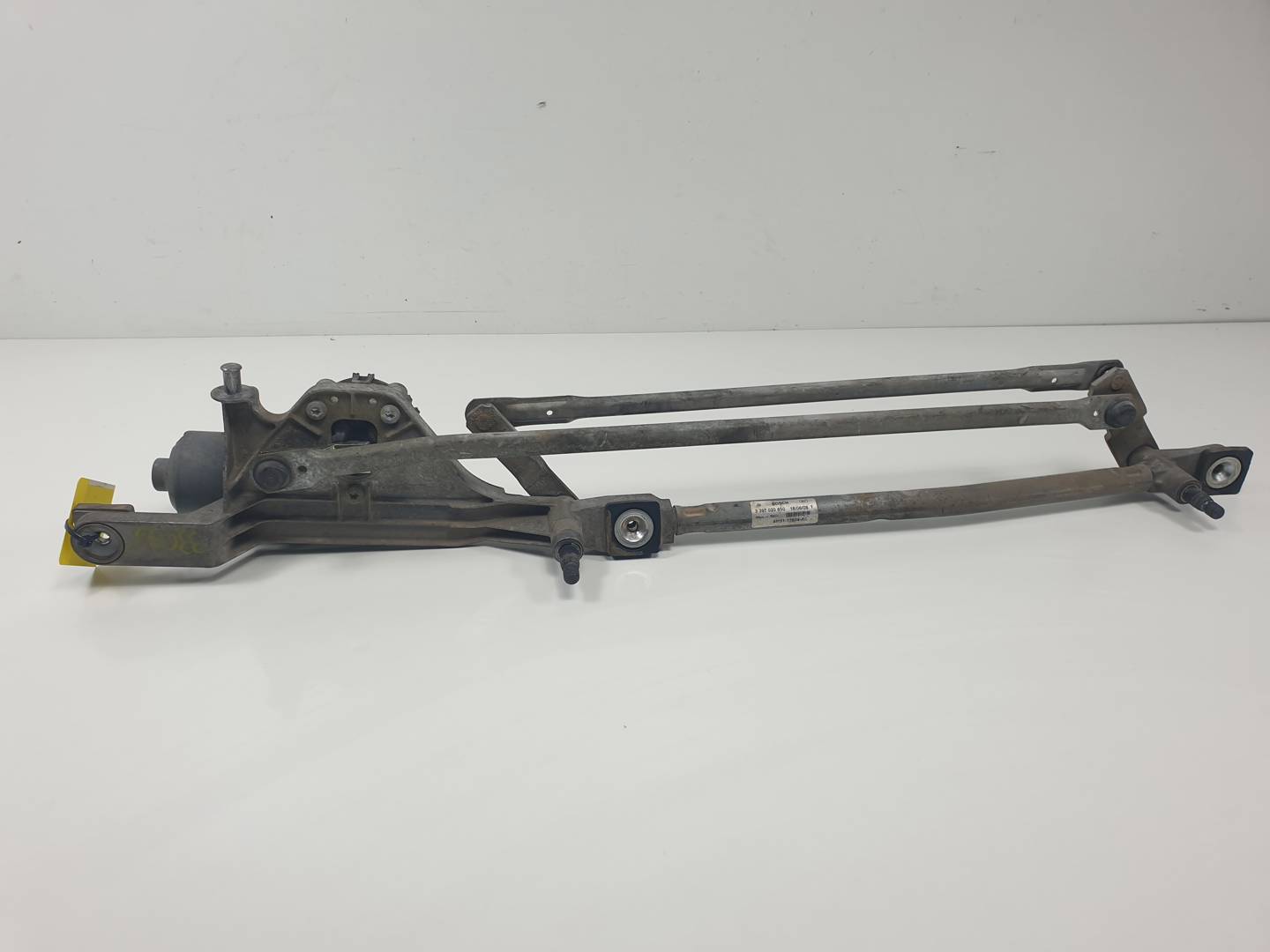 Moteur d’essuie-glace avant - 4M5117508AA - FORD - FOCUS LIM. (CB4)