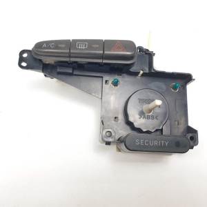 WARNING 758294 TOYOTA YARIS (NCP1/NLP1/SCP1) Autodesguaces Alicante