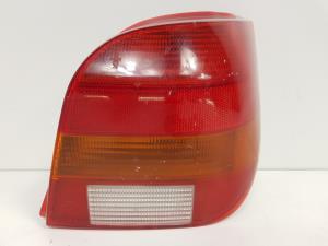 PILOTO TRASERO DERECHO 89FG13N004AA FORD FIESTA BERL./COURIER Autodesguaces Alicante