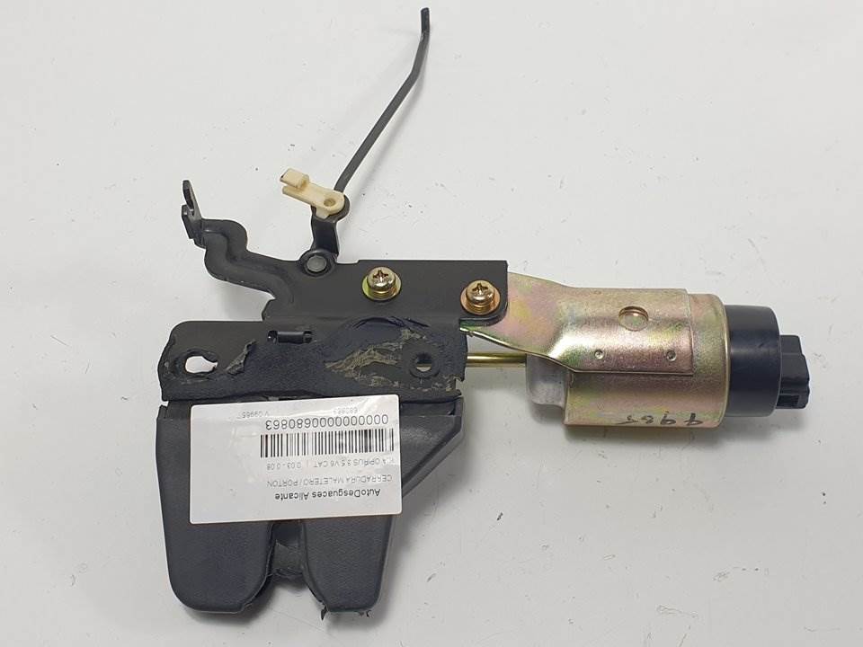 CERRADURA MALETERO / PORTON - 9579033000 - KIA - OPIRUS