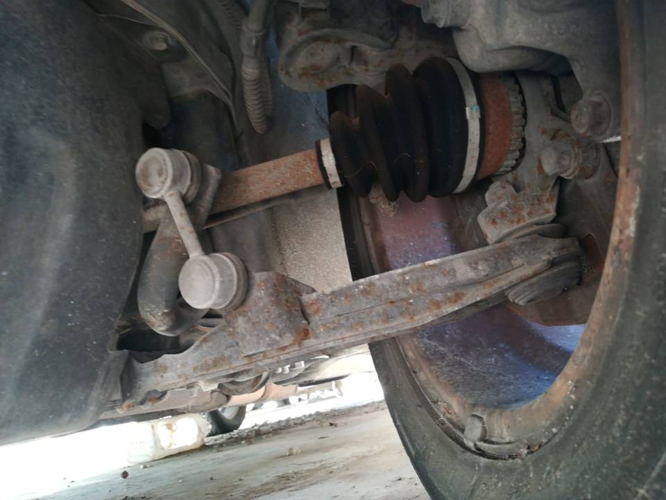 TRANSMISION DELANTERA IZQUIERDA